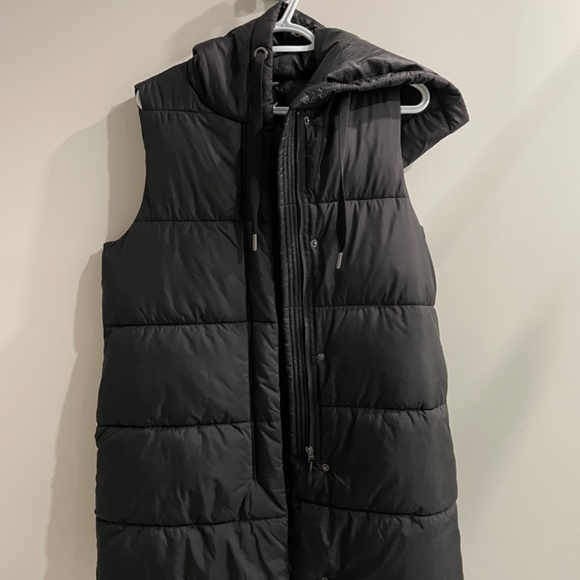 ONLY Puffer Vest - Picture 2 of 4